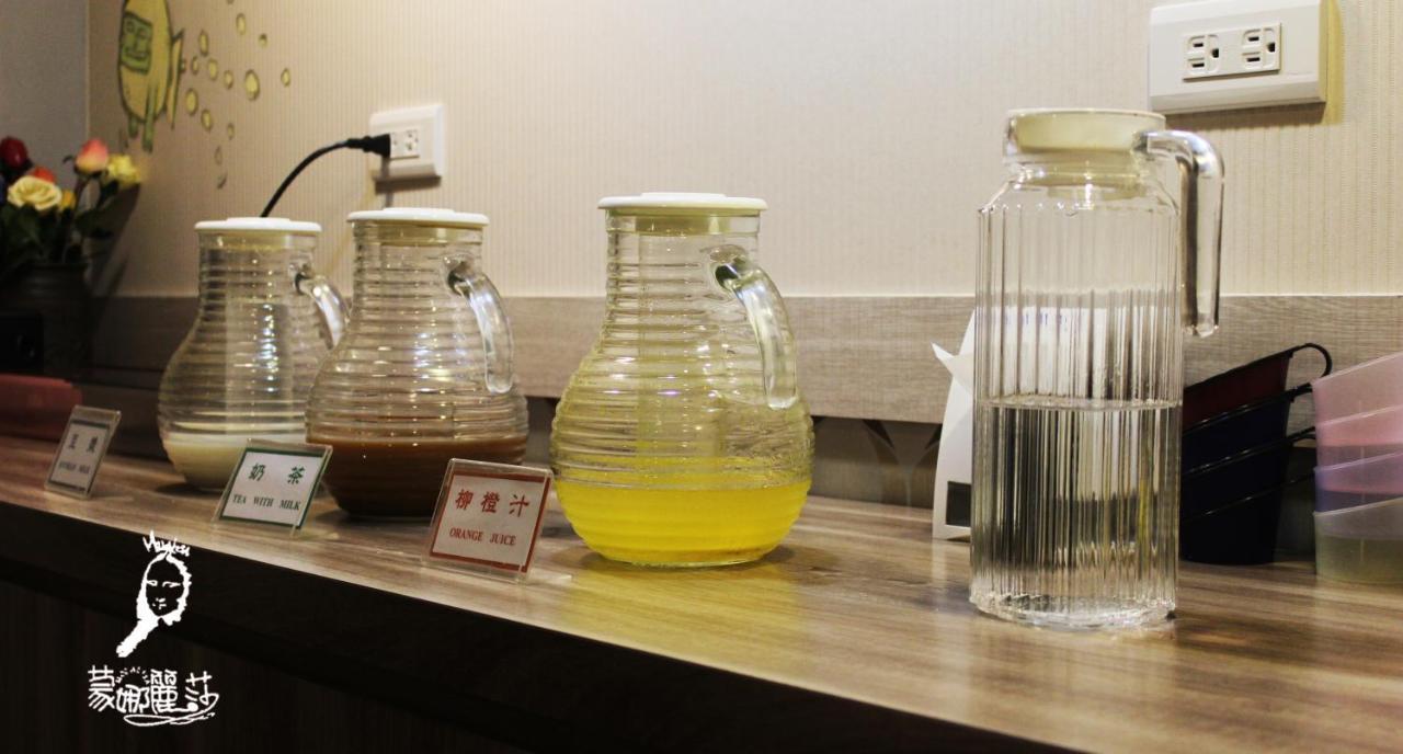 Monalisa Hotel Tainan Luaran gambar